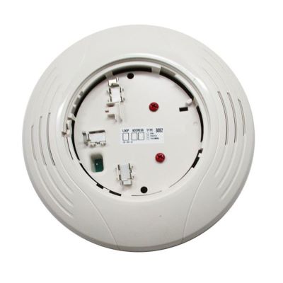 B224BI Base de Detector Aislador Enchufable - Blanco